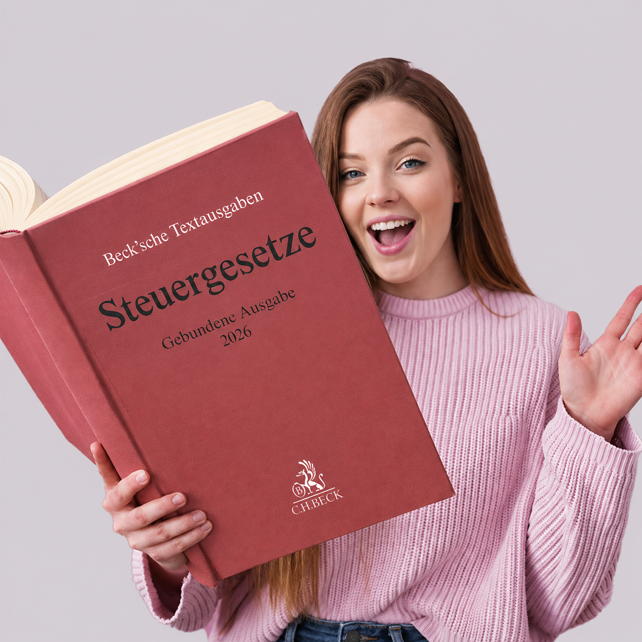 Steuerfachangestellte mit dem aktuellen Steuergesetzbuch 2026